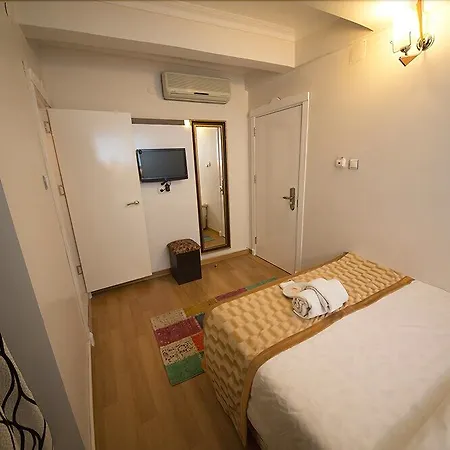 Hotel Ceylan 2*