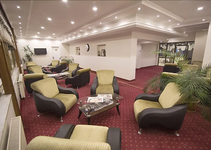 Отель Ceylan 2*