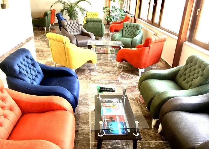 Отель Ceylan 2*